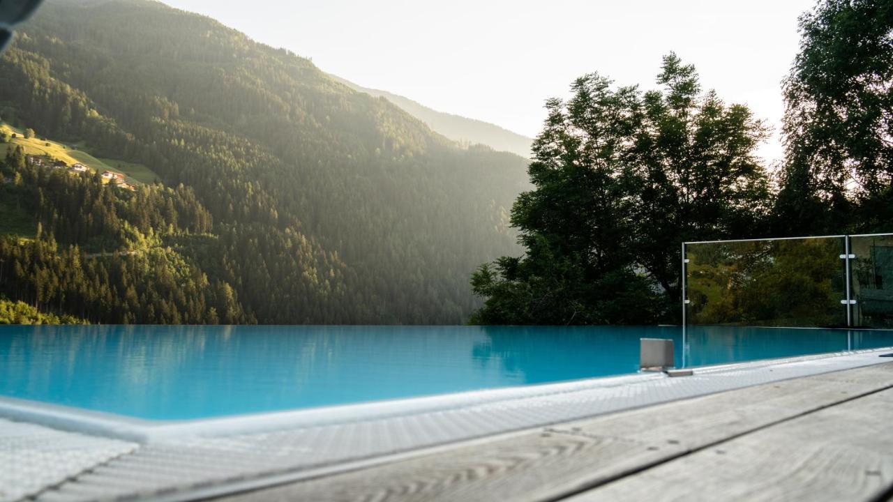 Boutique Apartment Sonnenhang - Incl Rooftop Spa Fliess Dış mekan fotoğraf